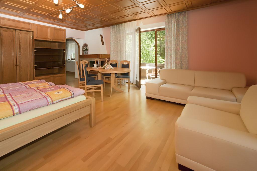 Appartement - Pension Adlerhorst Velden am Wörthersee Kamer foto